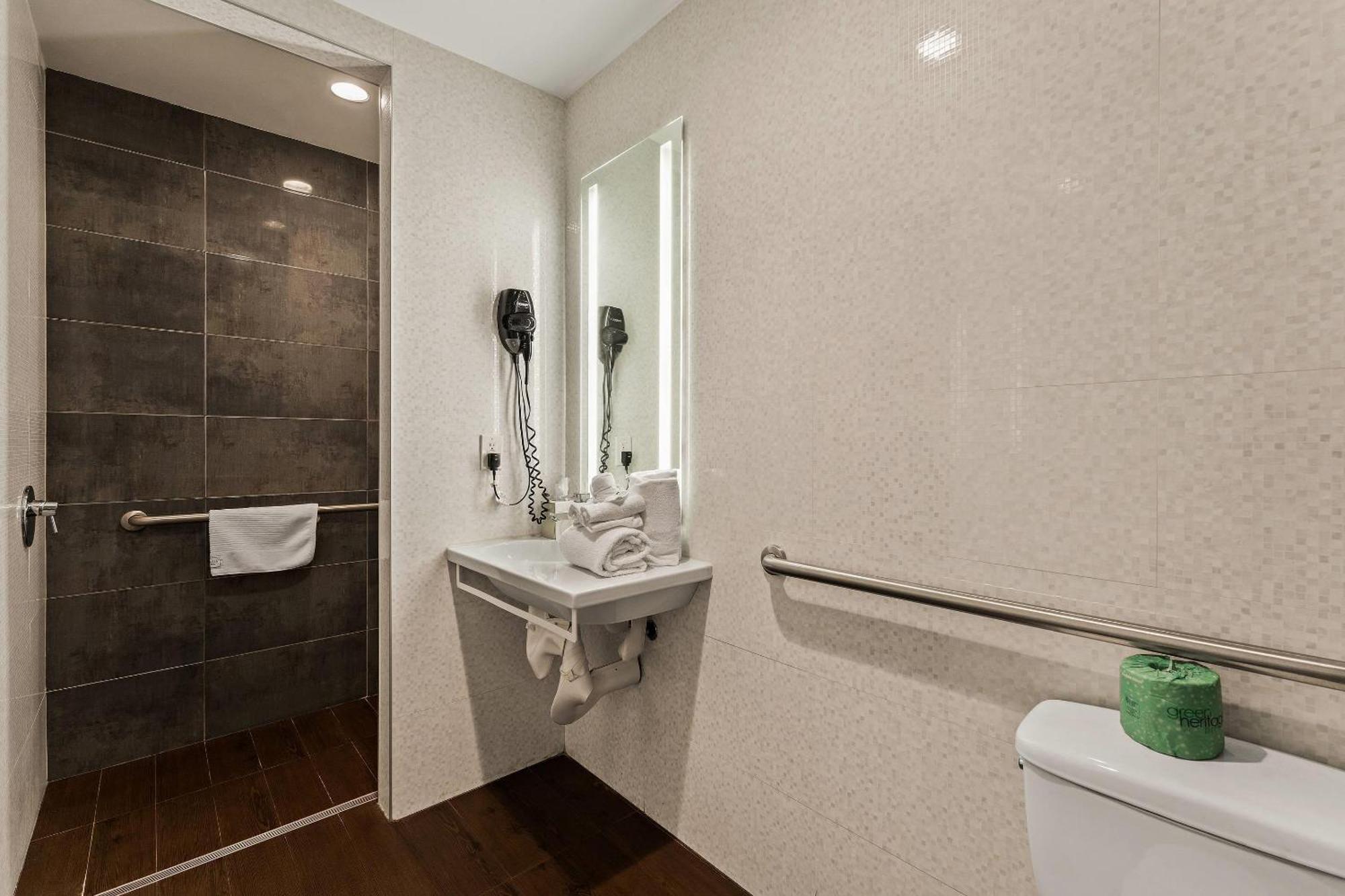 Quality Inn Center City Filadelfia Exterior foto