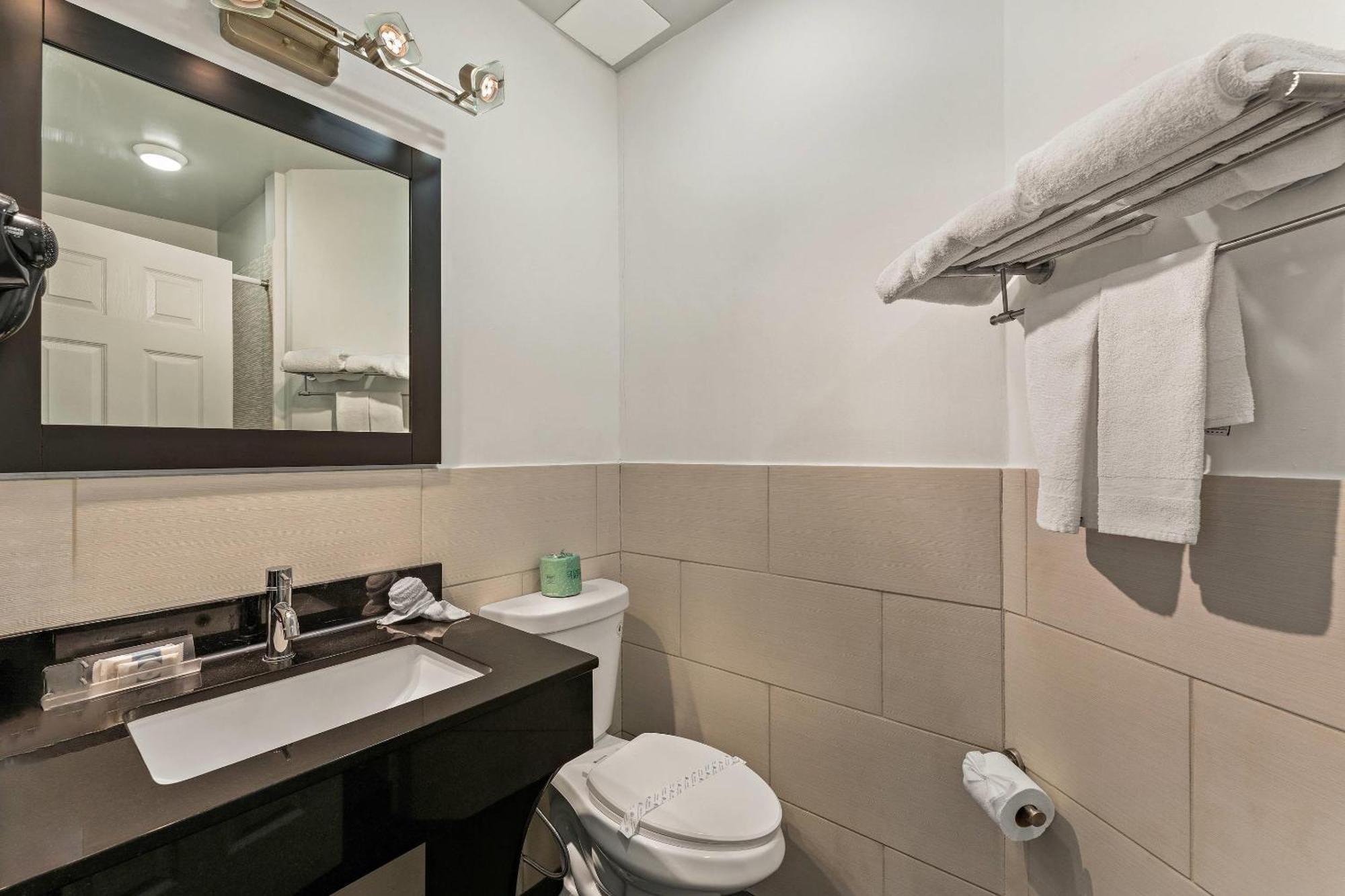 Quality Inn Center City Filadelfia Exterior foto